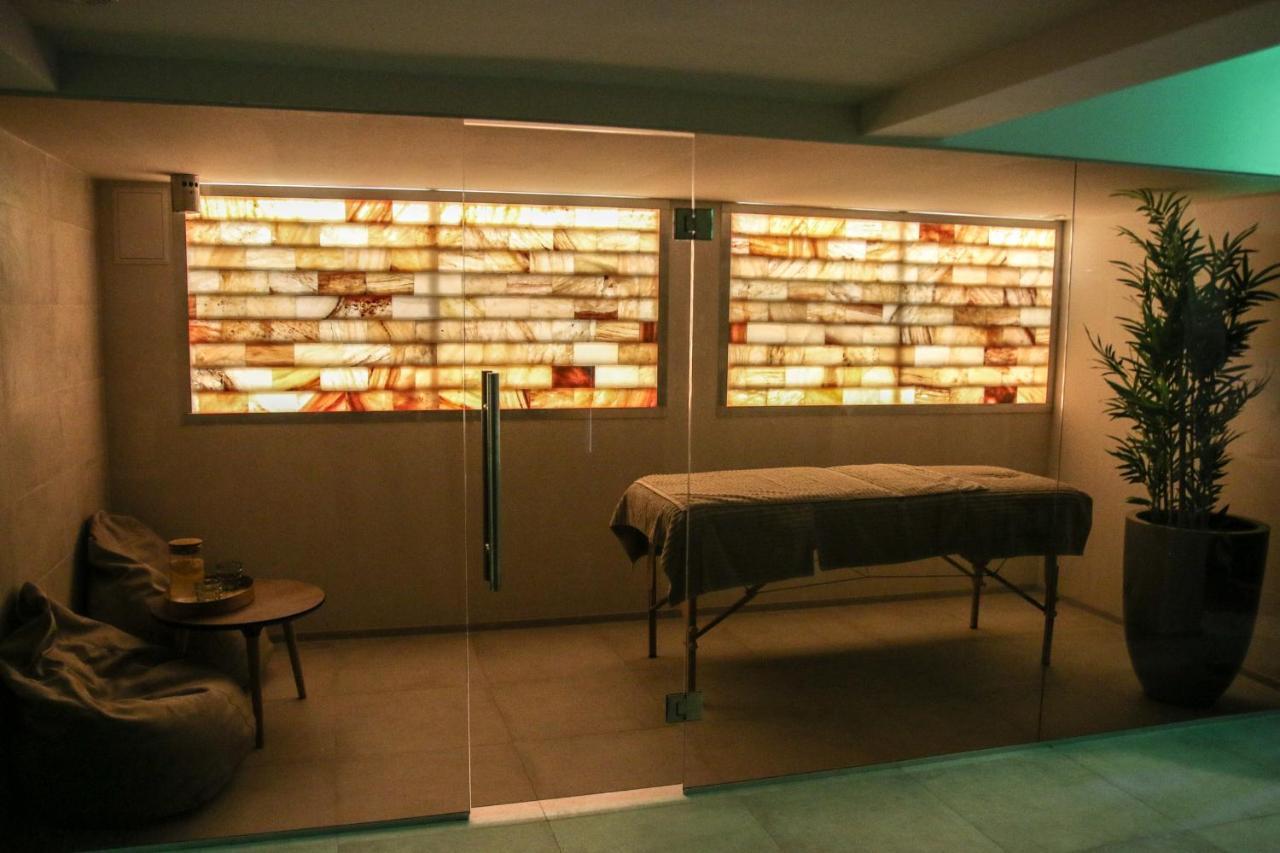 Hotel Cornelia Bucureşti