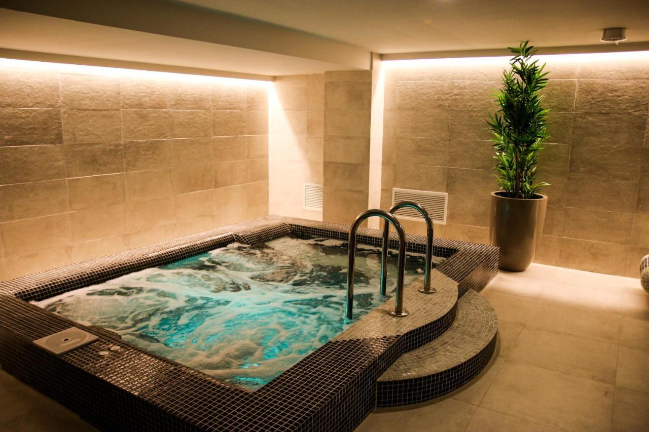 Cornelia Hotel Bucureşti